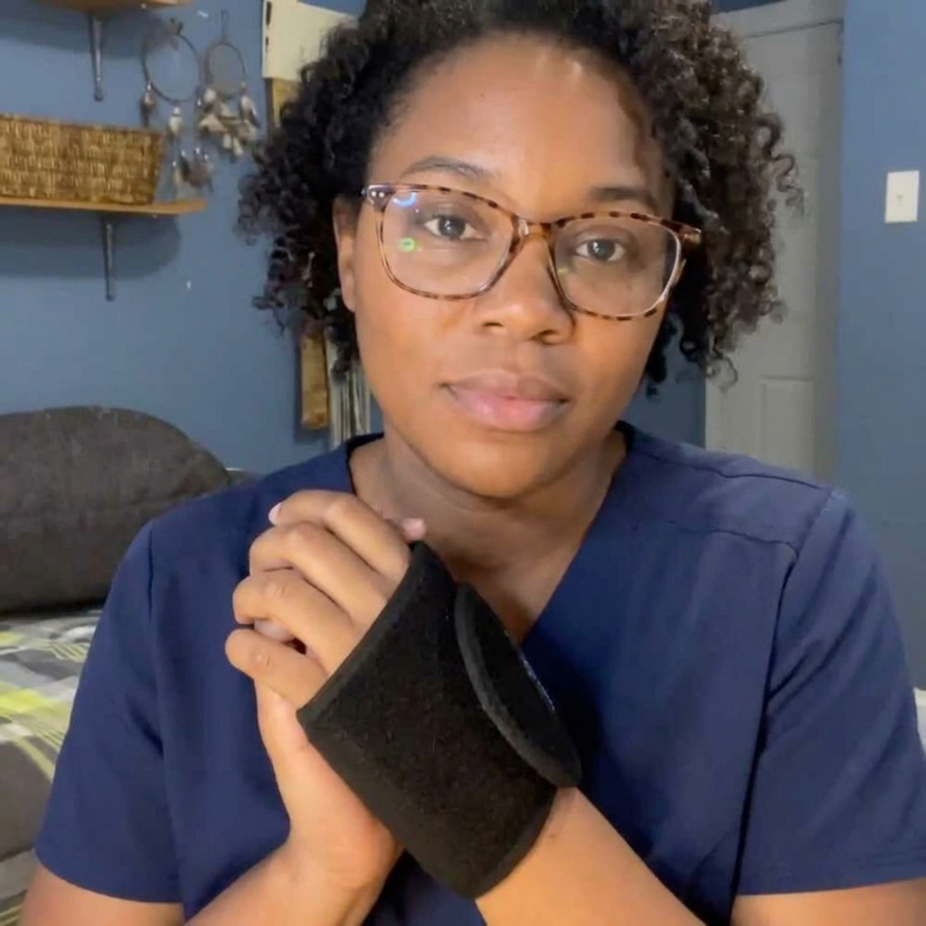 Advanced Red Light Wrist Therapy