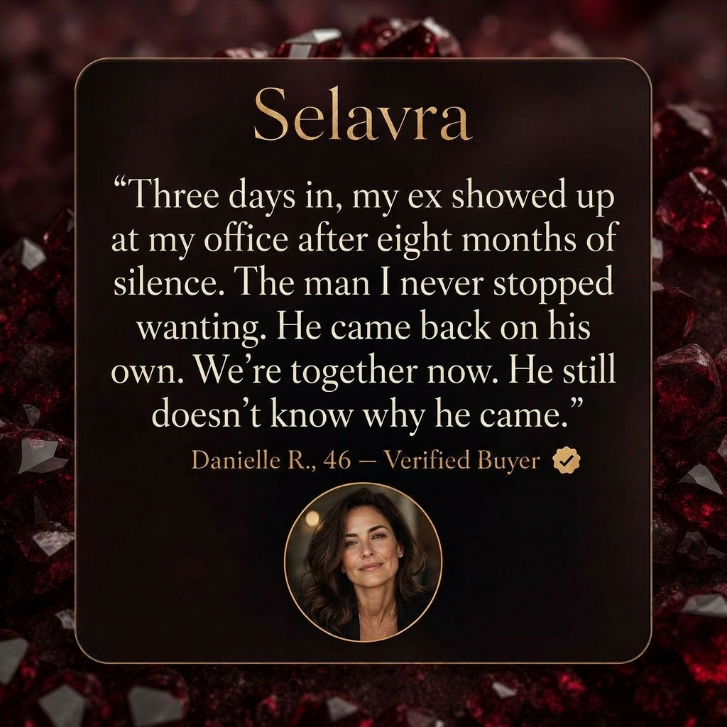 Selavra Garnet Bracelet